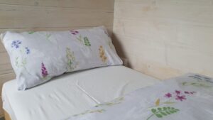 Single bed in twin room - Orchid lodge